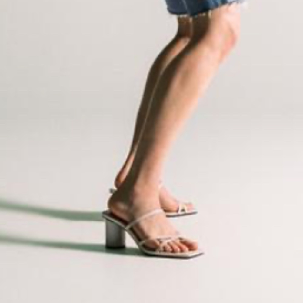 Gently Used Zara Heeled Leather Square Toe Sandal Size 7 1/2